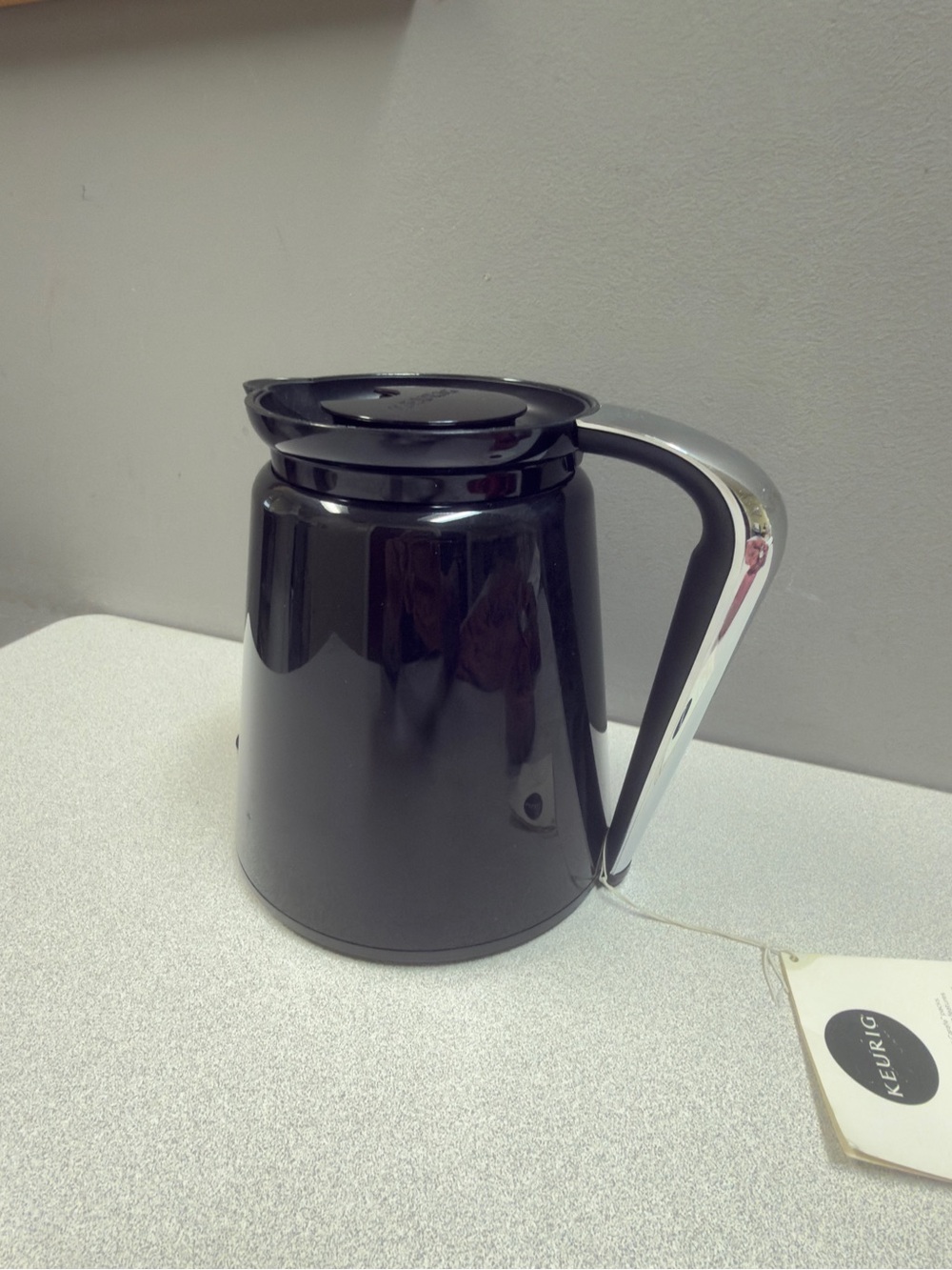 Keurig Black Coffee Carafe with Chrome Handle 2.0 NWT